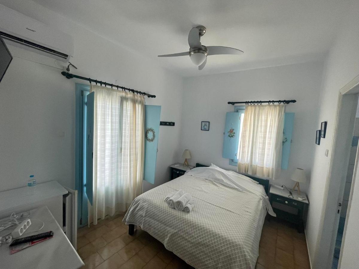 Yannis Maria Rooms Antiparos Town Extérieur photo