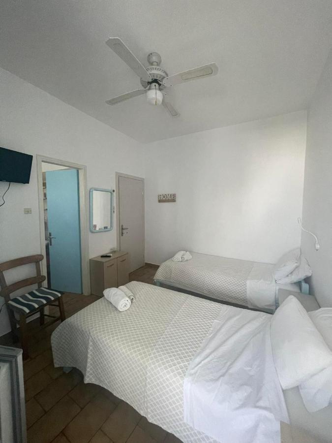 Yannis Maria Rooms Antiparos Town Extérieur photo